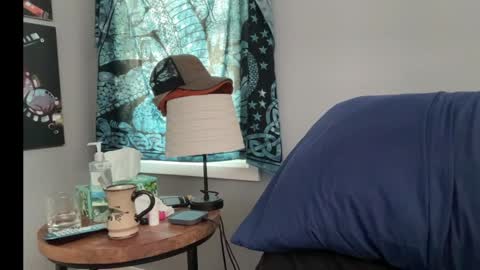 MNTuiLa online show from December 19, 2024, 4:57 pm