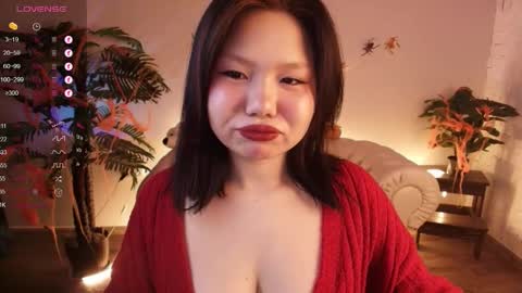 Snapshot of moana_light chatting on October 22, 2025, 2:12 am hey meet with me online show from October 22, 2025, 2:12 am