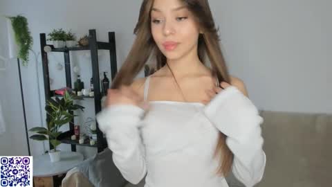 CandyStacy online show from October 9, 2025, 1:09 pm