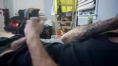 mob0621 online show from October 24, 2025, 1:35 am