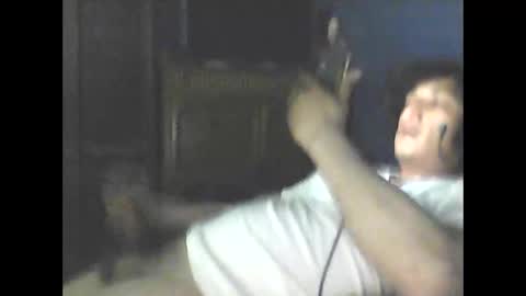 mochaandcreme online show from November 11, 2025, 9:42 am