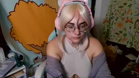 Snapshot of mochi_rainbow chatting on January 28, 2025, 5:24 pm The Mochi Rainbow Variety Show online show from January 28, 2025, 5:24 pm