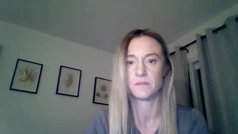 mockingbirds91 online show from March 30, 2026, 3:51 am