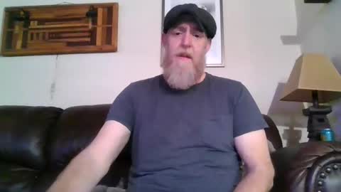 moeblick online show from December 3, 2024, 5:45 pm