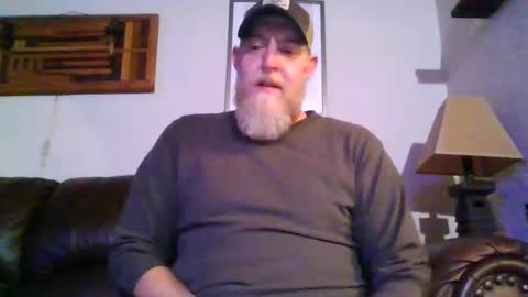 moeblick online show from December 31, 2024, 1:04 am