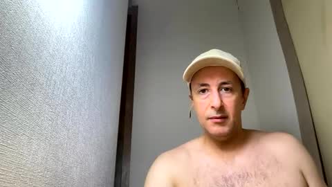 Snapshot of moeline chatting on November 5, 2025, 7:41 am Jack online show from November 5, 2025, 7:41 am