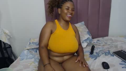 Snapshot of mogheul_slay chatting on February 4, 2026, 12:05 am Mogheul Slay online show from February 4, 2026, 12:05 am