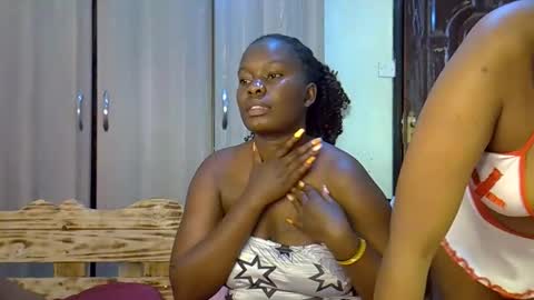 Snapshot of moh_sexy chatting on September 17, 2025, 6:20 pm Moh online show from September 17, 2025, 6:20 pm