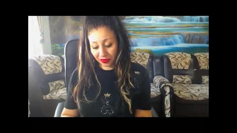 Snapshot of moistmady chatting on October 23, 2025, 12:15 pm moistmady online show from October 23, 2025, 12:15 pm