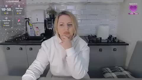 erika online show from March 4, 2026, 9:15 am