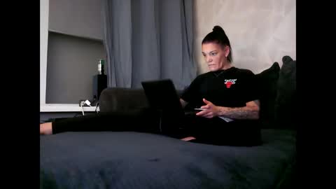 KinkyCoupleNL online show from September 24, 2025, 7:17 pm