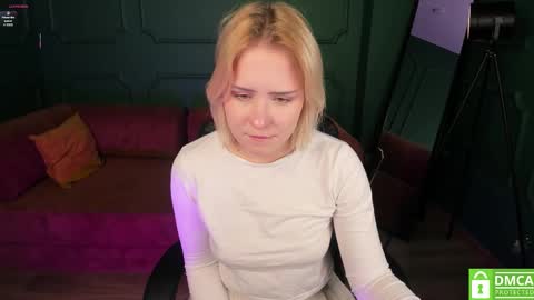 Snapshot of mol_l_y chatting on February 19, 2026, 3:08 pm Molly online show from February 19, 2026, 3:08 pm