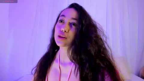 Snapshot of moll1e_ chatting on July 23, 2026, 1:58 am M o L l i E online show from July 23, 2026, 1:58 am