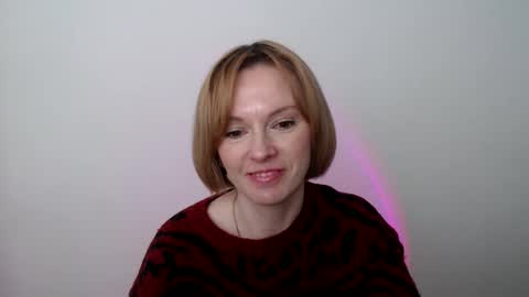mollilove online show from April 30, 2026, 8:09 am