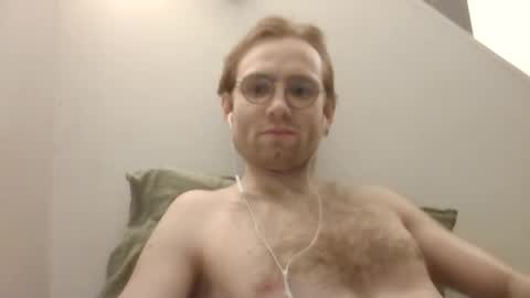 molliter online show from March 3, 2025, 12:48 am