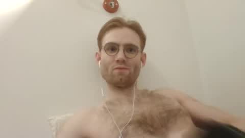 molliter online show from March 10, 2025, 11:38 pm