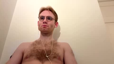 molliter online show from November 14, 2025, 12:09 am