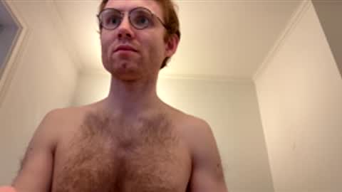 Snapshot of molliter chatting on June 3, 2026, 11:21 pm molliter online show from June 3, 2026, 11:21 pm