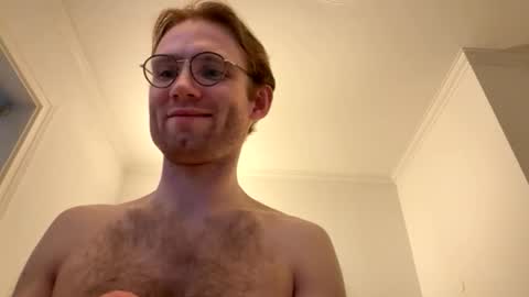 Snapshot of molliter chatting on June 4, 2026, 11:55 pm molliter online show from June 4, 2026, 11:55 pm