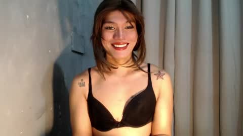 Molly online show from July 30, 2026, 2:16 pm