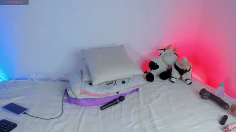 Snapshot of molly_blacke01 chatting on July 22, 2026, 1:52 am milee online show from July 22, 2026, 1:52 am