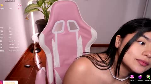       Independent Model online show from February 28, 2025, 8:42 am