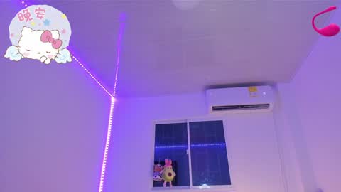 MARIANA online show from December 19, 2024, 2:12 am