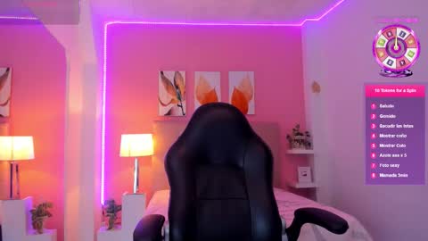 Snapshot of molly_h0t chatting on February 7, 2026, 12:31 pm online show from February 7, 2026, 12:31 pm