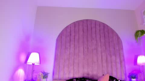 Molly Jackson online show from February 10, 2025, 2:59 pm