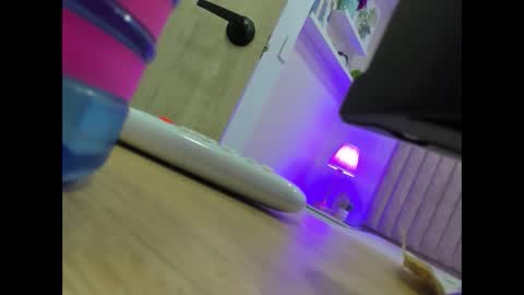 Molly Jackson online show from February 15, 2025, 12:54 pm