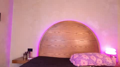 Snapshot of molly_jackson chatting on July 12, 2026, 6:54 pm Molly Jackson online show from July 12, 2026, 6:54 pm