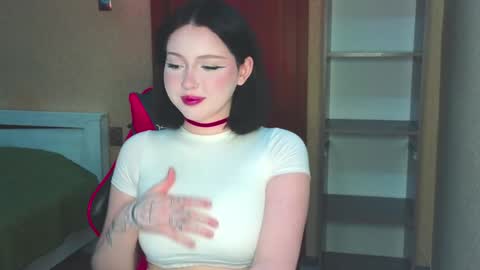 Snapshot of molly_millerr chatting on February 8, 2025, 6:12 pm molly_millerr online show from February 8, 2025, 6:12 pm
