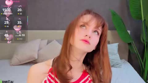 Molly online show from October 6, 2025, 1:25 am