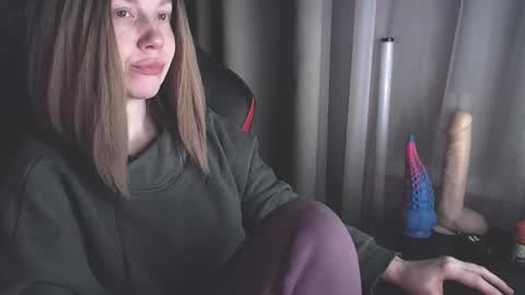 I have new photos come and see with love Molly online show from January 18, 2025, 6:03 am