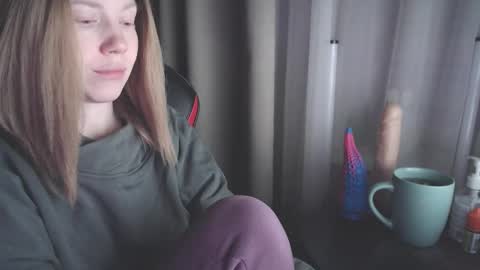 I have new photos come and see with love Molly online show from January 20, 2025, 6:32 pm