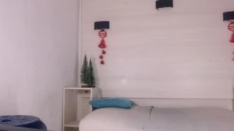 Snapshot of molly_spears chatting on December 30, 2024, 11:48 am Molly Spears online show from December 30, 2024, 11:48 am