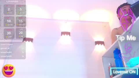 Snapshot of molly_spears chatting on February 11, 2025, 1:10 am Molly Spears online show from February 11, 2025, 1:10 am