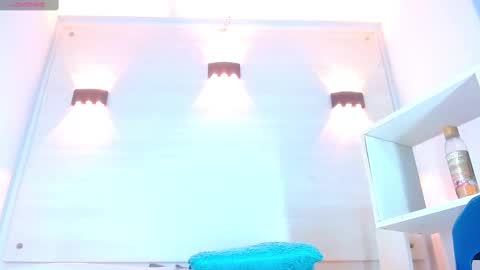 Snapshot of molly_spears chatting on March 12, 2025, 2:34 pm Molly Spears online show from March 12, 2025, 2:34 pm