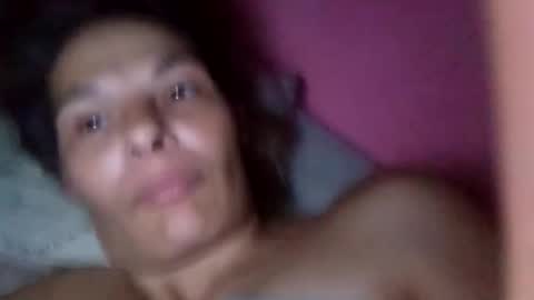 Snapshot of molly_tanya chatting on December 7, 2024, 4:31 am Tanya online show from December 7, 2024, 4:31 am
