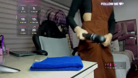 Molly  online show from September 20, 2025, 11:44 am