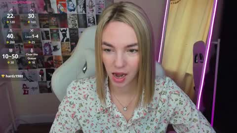 Snapshot of mollydevonn chatting on September 13, 2025, 1:16 am Molly online show from September 13, 2025, 1:16 am
