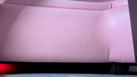 Molly Evanss online show from September 23, 2025, 1:36 pm