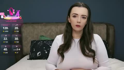 Molly online show from November 24, 2025, 9:14 pm