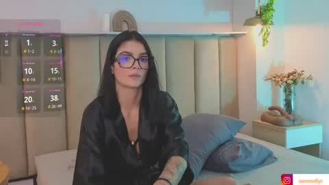 Snapshot of mollyrosse1 chatting on April 29, 2026, 5:30 pm mollyrosse1 online show from April 29, 2026, 5:30 pm