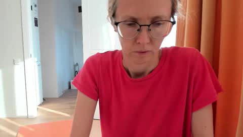 AngelMomm online show from September 22, 2025, 5:09 am