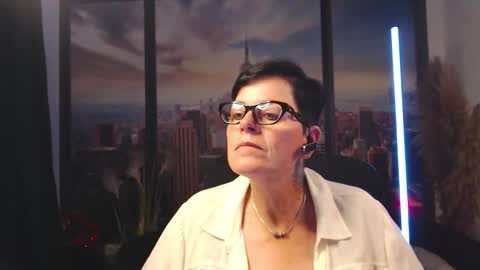 MollySun Nina Randmann online show from September 16, 2025, 4:30 pm