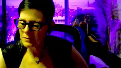Snapshot of mollysun chatting on July 2, 2026, 4:46 pm MollySun Nina Randmann online show from July 2, 2026, 4:46 pm