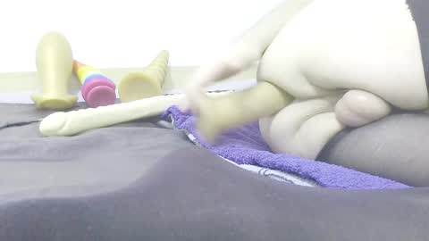 Mollysx online show from October 7, 2025, 8:06 pm