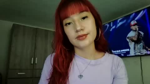 Snapshot of mollywalter chatting on June 23, 2026, 4:49 pm mollywalter online show from June 23, 2026, 4:49 pm