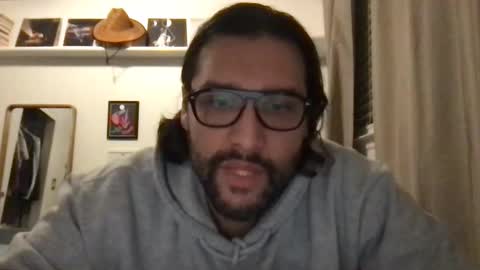 molten_escargot online show from December 4, 2024, 1:58 am